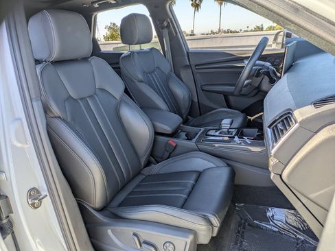 Used 2023 Audi SQ5 Premium Plus w/ Premium Plus Package AWD/4WD image 28