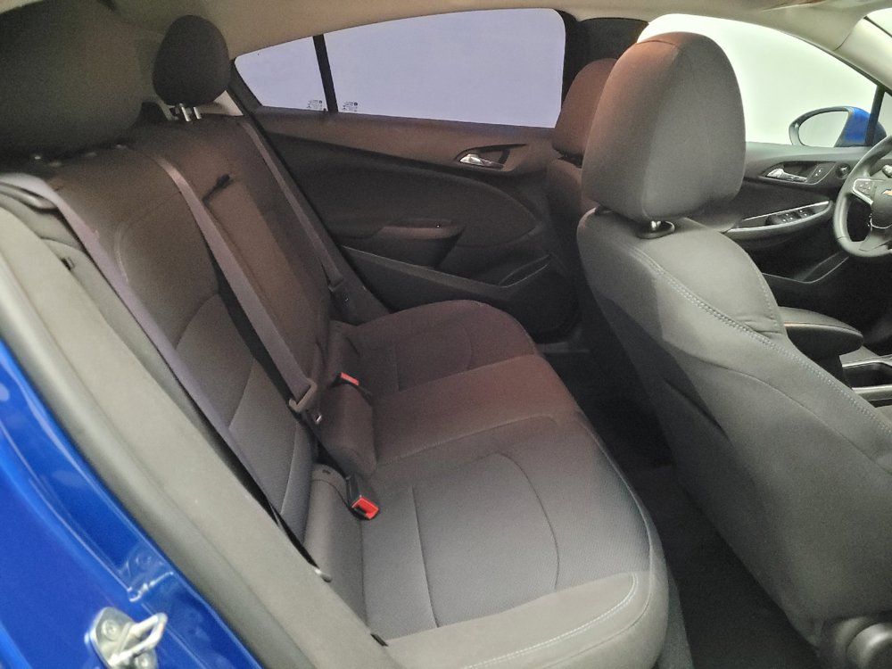 Used 2017 Chevrolet Cruze LT w/ Convenience Package FWD image 19