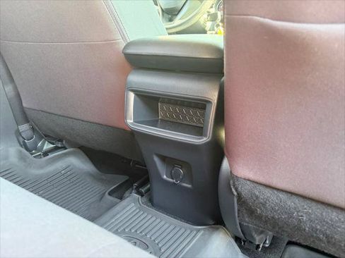 Certified 2020 Toyota RAV4 LE w/ All Weather Liner Package AWD/4WD image 31
