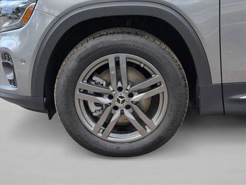New 2025 Mercedes-Benz GLB 250 image 10
