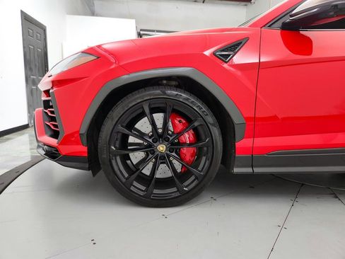 Used 2019 Lamborghini Urus AWD/4WD image 33