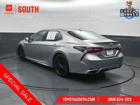 Used 2024 Toyota Camry XSE FWD image 8