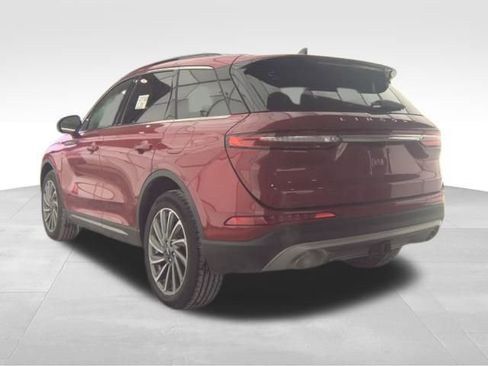 Used 2025 Lincoln Corsair Reserve w/ Towing Package image 6