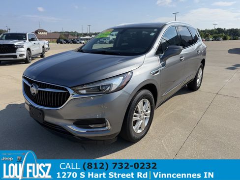 Used 2020 Buick Enclave Essence AWD/4WD image 3