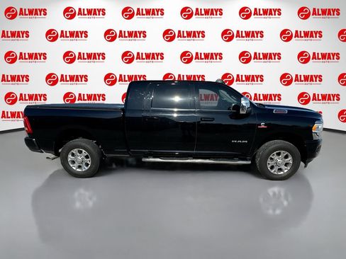 Used 2024 RAM 3500 Laramie AWD/4WD image 4