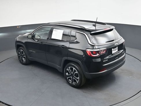 Used 2022 Jeep Compass Limited w/ Sun and Sound Group AWD/4WD image 33