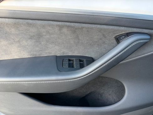 Used 2024 Tesla Model Y Long Range image 20