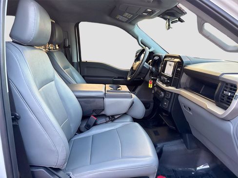 Used 2023 Ford F150 XL w/ Trailer Tow Package image 27