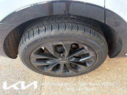 Used 2022 Kia Sorento SX FWD image 12
