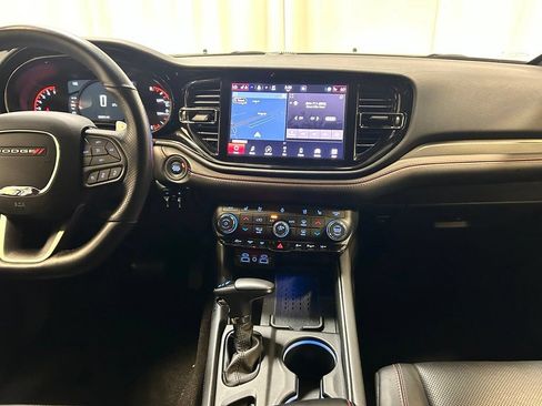 Used 2025 Dodge Durango GT AWD/4WD image 16
