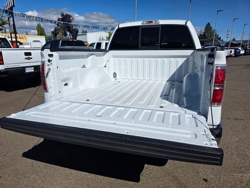 Used 2014 Ford F150 XLT w/ Equipment Group 302A Luxury AWD/4WD image 29