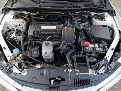 Used 2016 Honda Accord EX image 54