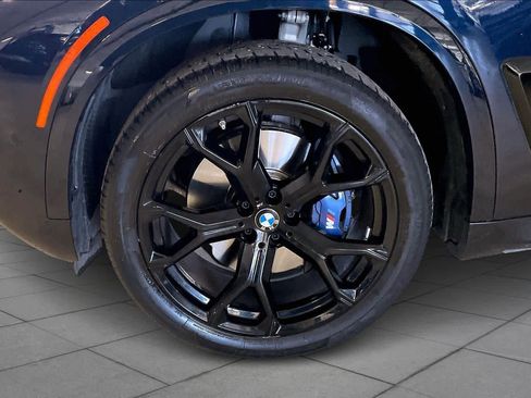 Certified 2024 BMW X5 xDrive40i w/ M Sport Package image 11