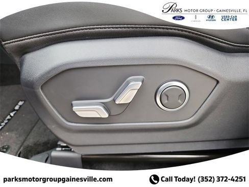 New 2025 Hyundai Santa Fe XRT image 18