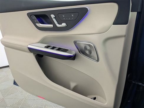New 2026 Mercedes-Benz GLC 300 image 17