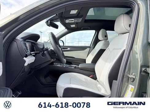 New 2026 Volkswagen Atlas Cross Sport SEL Premium R-Line AWD/4WD image 23