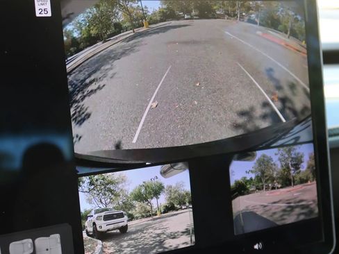 Used 2019 Tesla Model 3 Standard Range Plus image 20