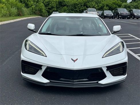 Used 2021 Chevrolet Corvette Stingray Premium Cpe w/ Z51 Performance Package image 8