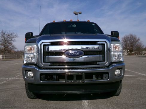 Used 2014 Ford F350 Lariat w/ Lariat Ultimate Package image 3