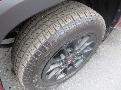 Used 2026 Toyota Tundra Limited w/ TRD Off-Road Package AWD/4WD image 14