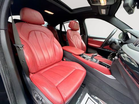 Used 2019 BMW X6 sDrive35i w/ M Sport Package RWD image 28