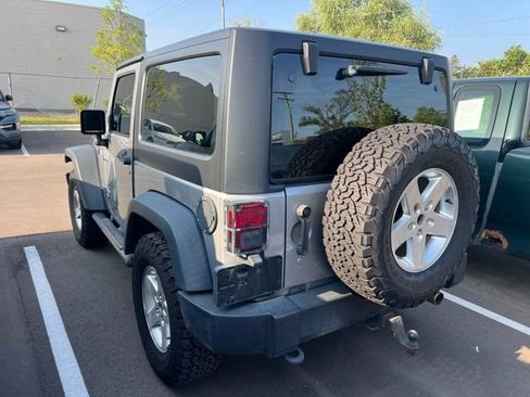 Used 2016 Jeep Wrangler Sport w/ Mopar Black Appearance Group AWD/4WD image 6