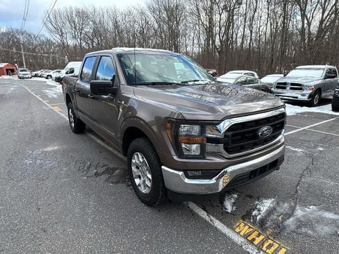 Used 2023 Ford F150 XLT image 7