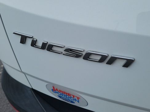 Used 2024 Hyundai Tucson SEL w/ Convenience Package FWD image 6