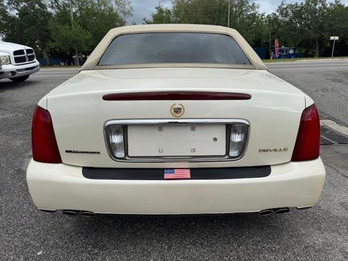 Used 2002 Cadillac De Ville Sedan w/ Comfort/Convenience Pkg image 6