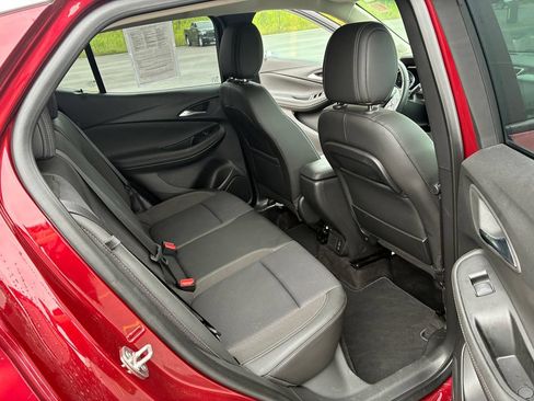 Used 2023 Buick Encore GX Preferred w/ Cold Weather Comfort Package FWD image 16