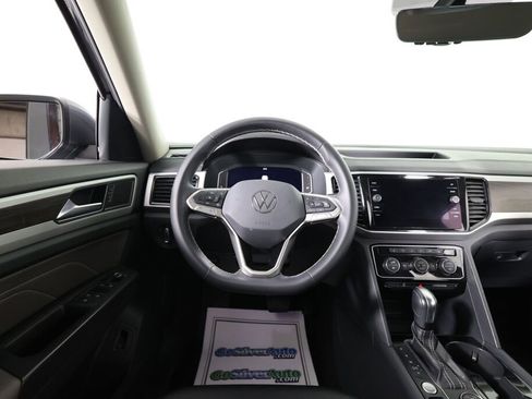 Used 2022 Volkswagen Atlas SE w/ Black Wheel Package image 29
