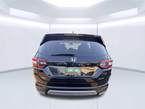 Used 2024 Honda Pilot Elite image 6