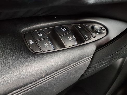 Used 2024 Nissan Armada SV image 21