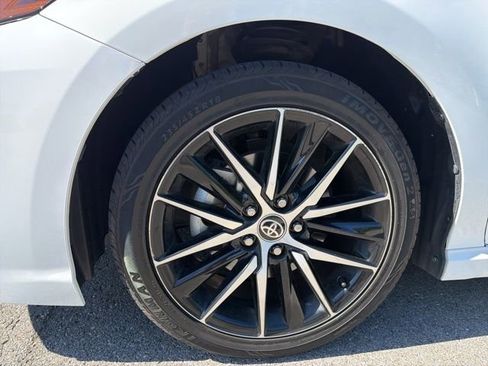 Used 2023 Toyota Camry SE FWD image 14