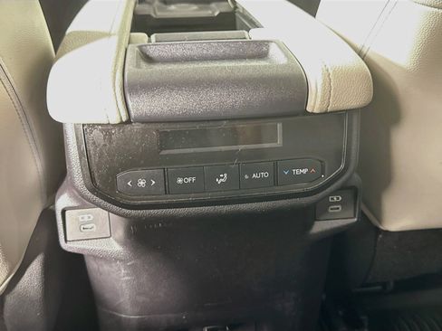 Certified 2025 Toyota Grand Highlander FWD image 25