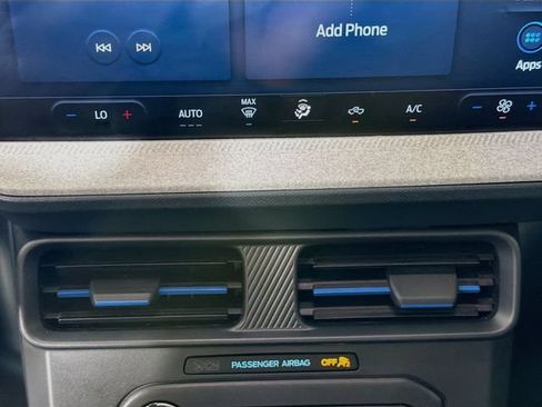 Certified 2025 Ford Maverick XLT FWD image 19