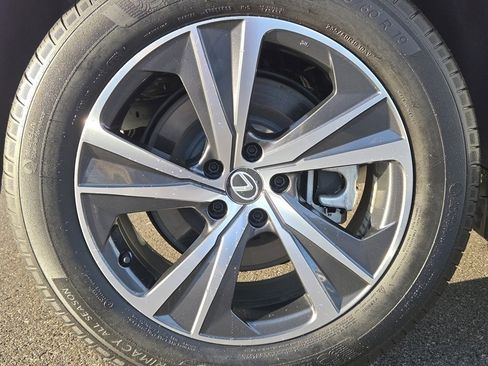 Used 2023 Lexus RX 350h image 28