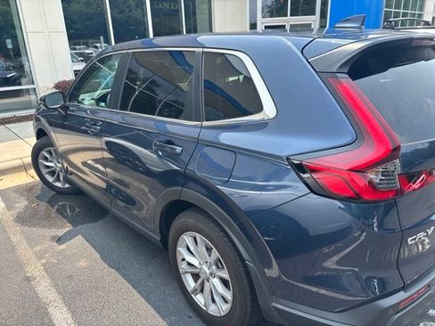 Used 2024 Honda CR-V EX-L image 8