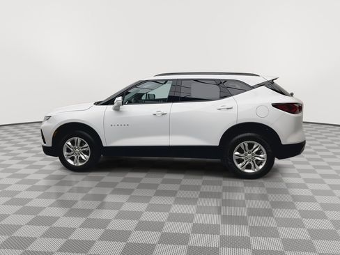 Used 2022 Chevrolet Blazer LT w/ Sound & Technology Package FWD image 36