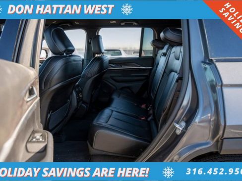 Used 2025 Jeep Grand Cherokee Limited image 20