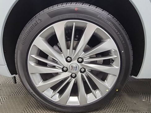 New 2026 Buick Envision Avenir image 47