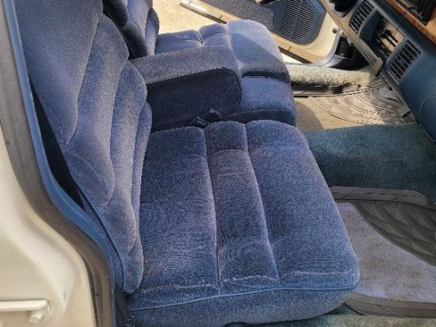 Used 1993 Chevrolet Caprice Classic LS image 11