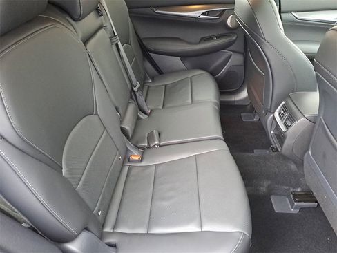 Certified 2025 INFINITI QX55 Essential image 28