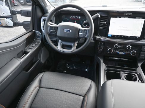New 2026 Ford F250 Lariat w/ Black Appearance Package AWD/4WD image 30