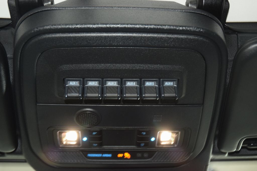 Used 2024 Ford Bronco Badlands AWD/4WD image 44