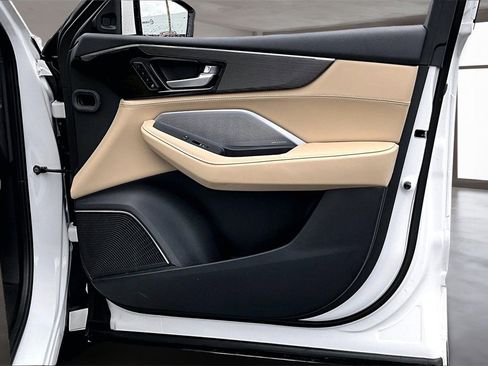 Certified 2025 Acura MDX w/ Advance Package image 24