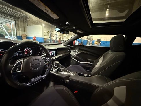 Used 2017 Chevrolet Camaro LT w/ RS Package image 7