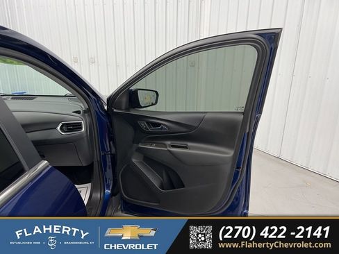 Used 2023 Chevrolet Equinox LT image 14