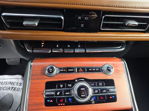 Used 2023 Lincoln Aviator Reserve w/ Equipment Group 201A image 31