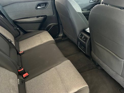 Used 2023 Nissan Rogue SV FWD image 19